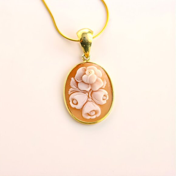 Italian Cameo Shell Flower Pendant Necklace 14k Gold Plated s925 - Picture 2 of 8